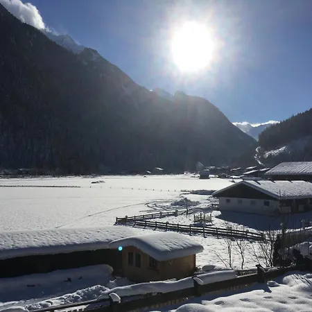 Ferienwohnung Pfeifer Apartament Neustift im Stubaital