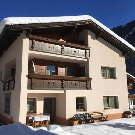 Ferienwohnung Pfeifer * Neustift im Stubaital